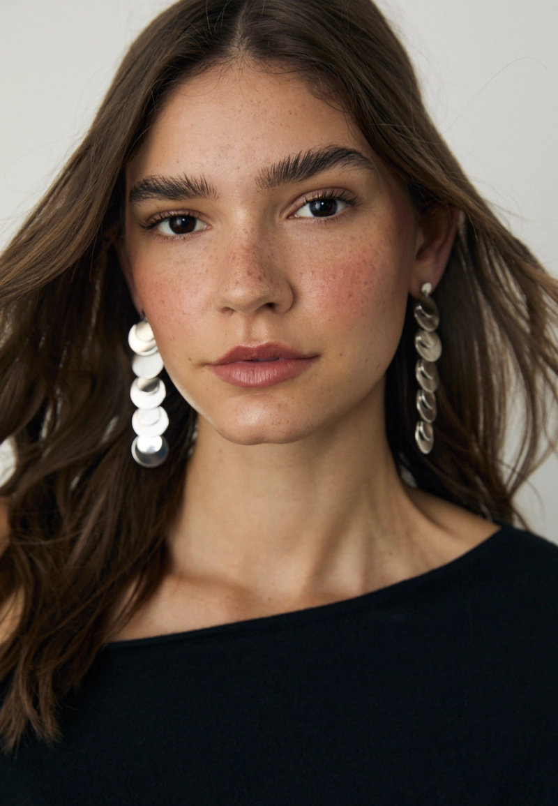 Длинные серьги овальной формы