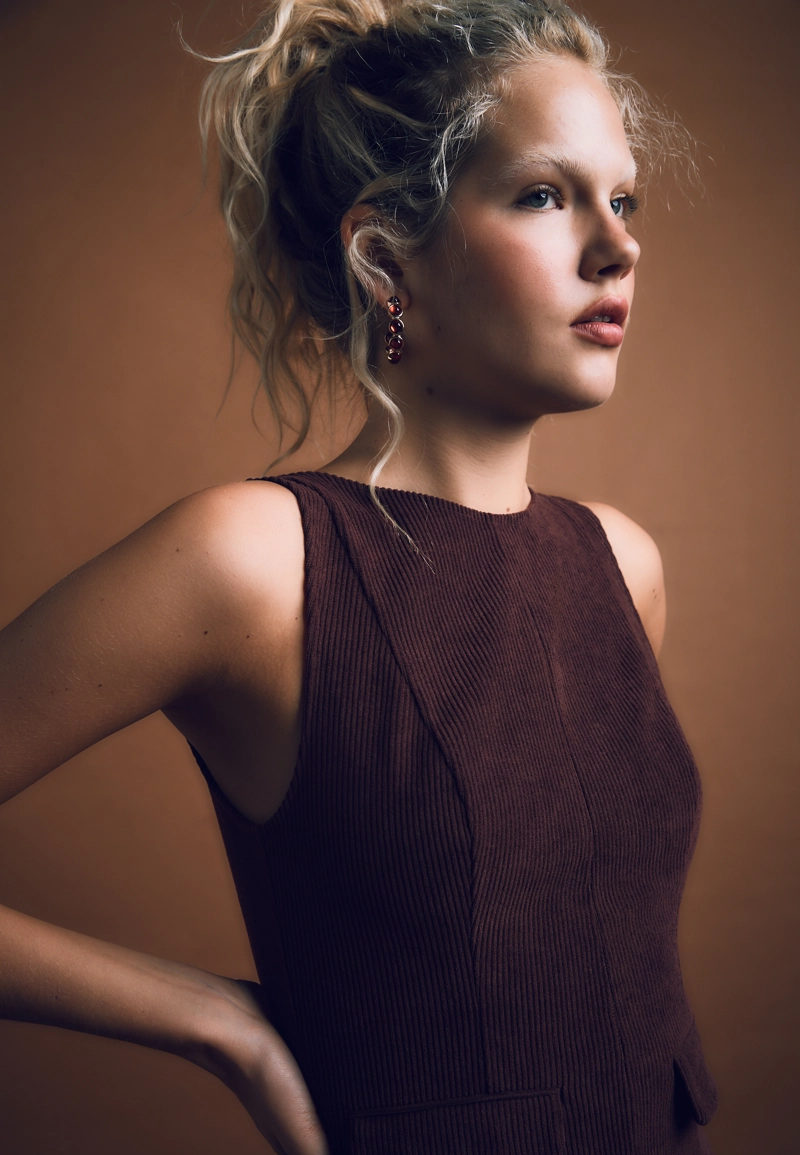 Топ без рукавов из вельвета