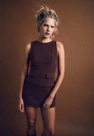 Топ без рукавов из вельвета- Заказать в России