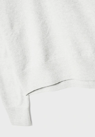 Базовый свитер из мягкого трикотажа- Заказать в России