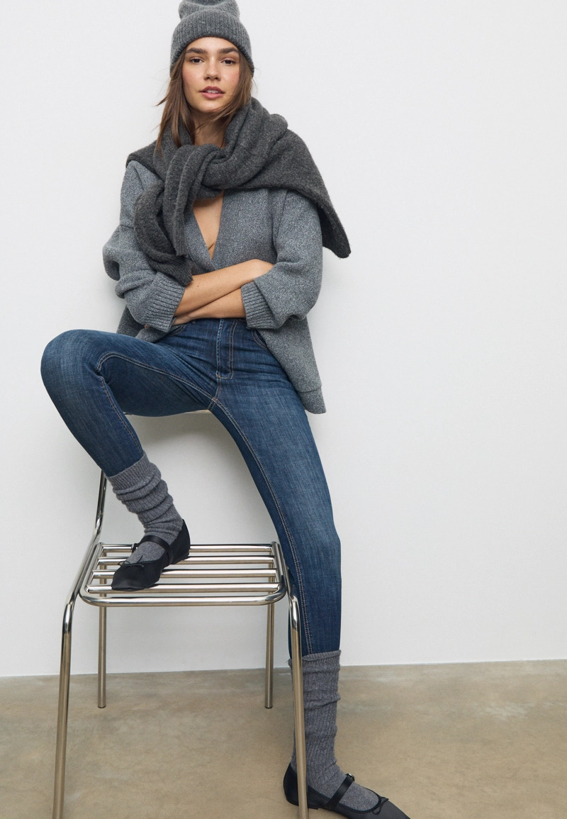 Джинсы скинни D07 с классической посадкой