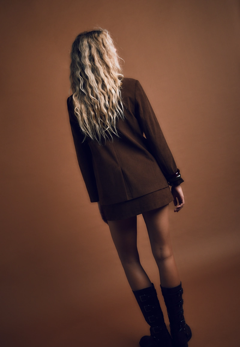 Юбка-шорты мини из вельвета