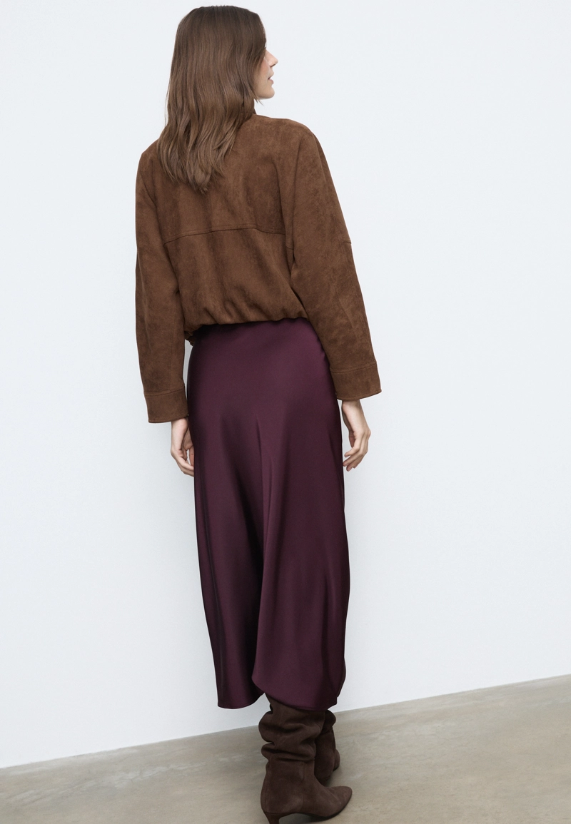 Атласная юбка миди