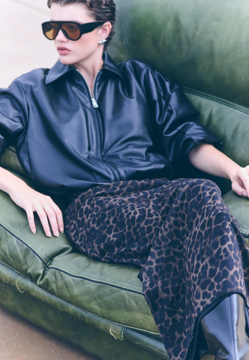 Юбка миди из полупрозрачной ткани с леопардовым принтом