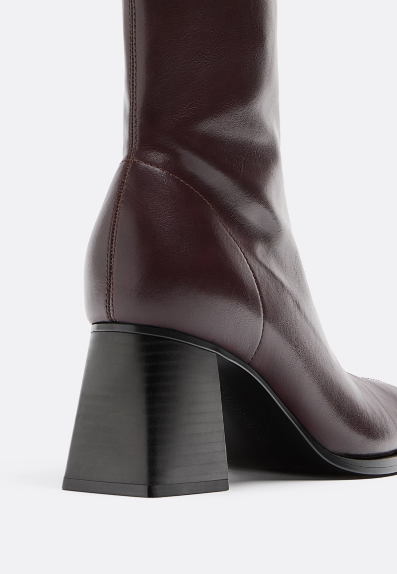 Ботильоны на широком каблуке