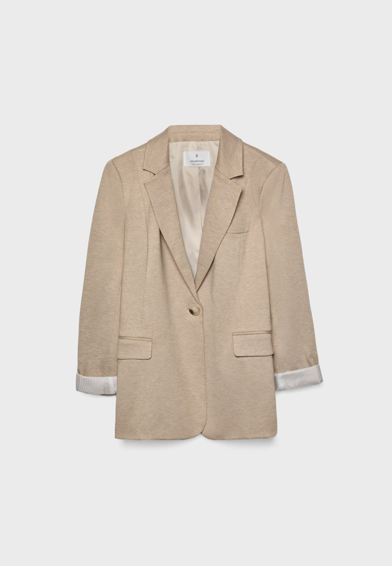 Пиджак зауженного кроя