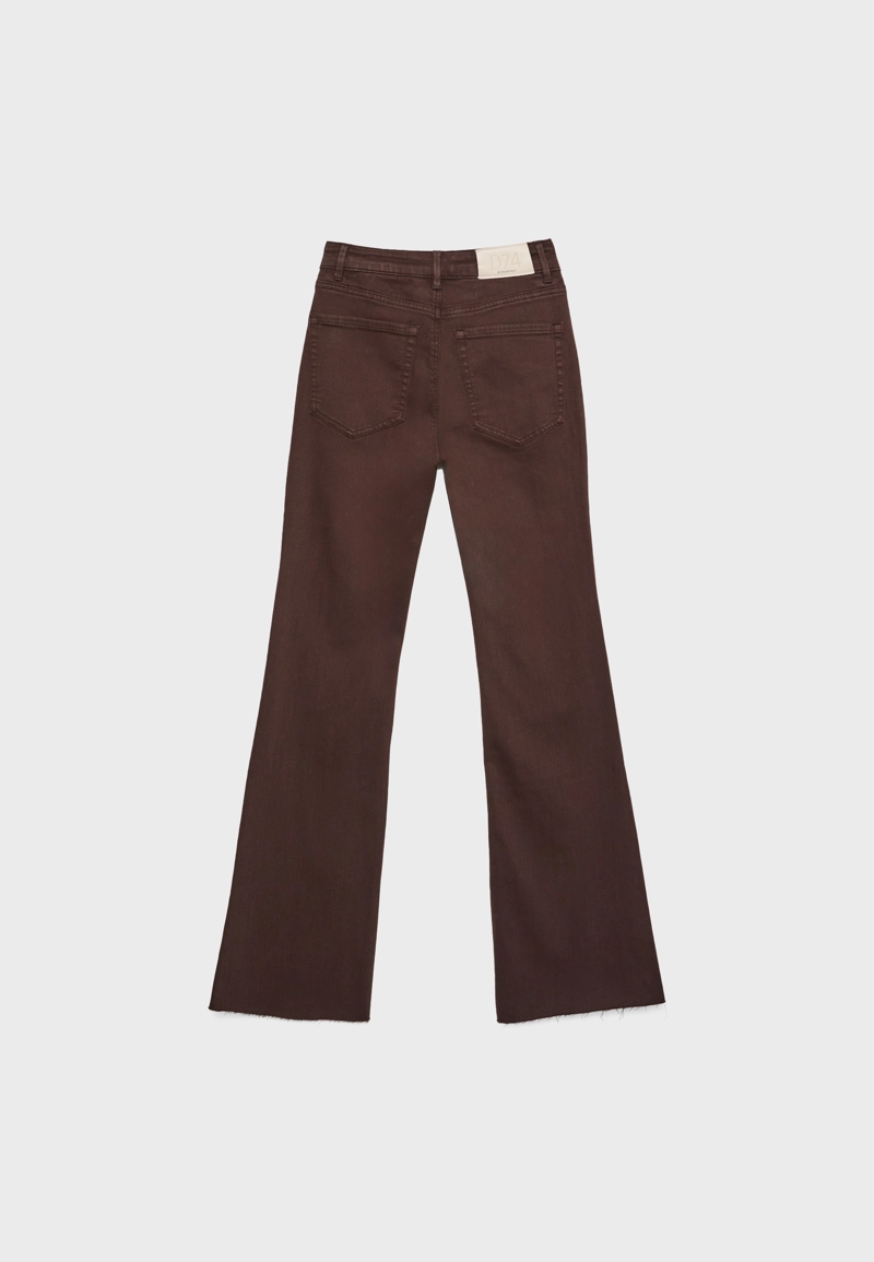 D74 Брюки клеш из эластичной ткани с разрезом