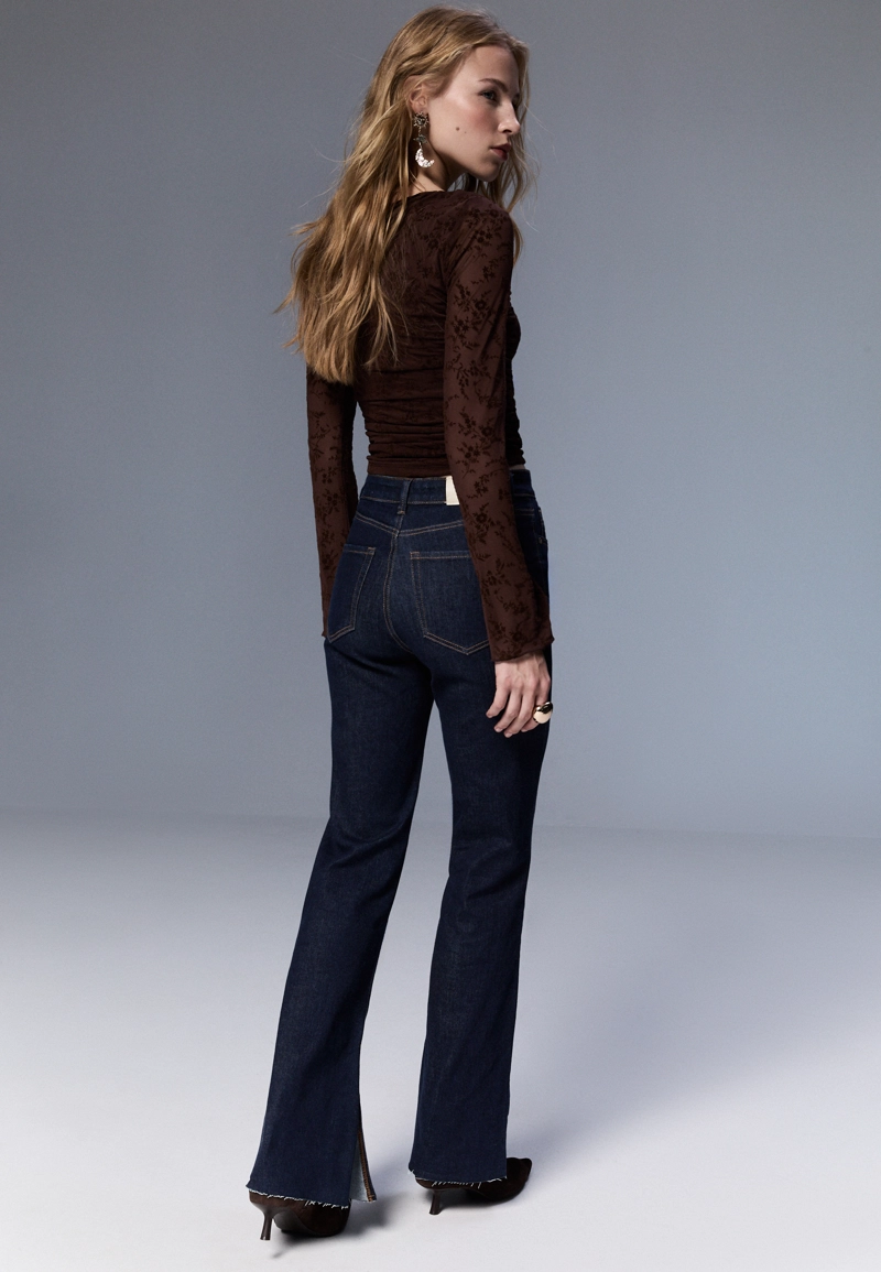 Джинсы-клеш с разрезами D74