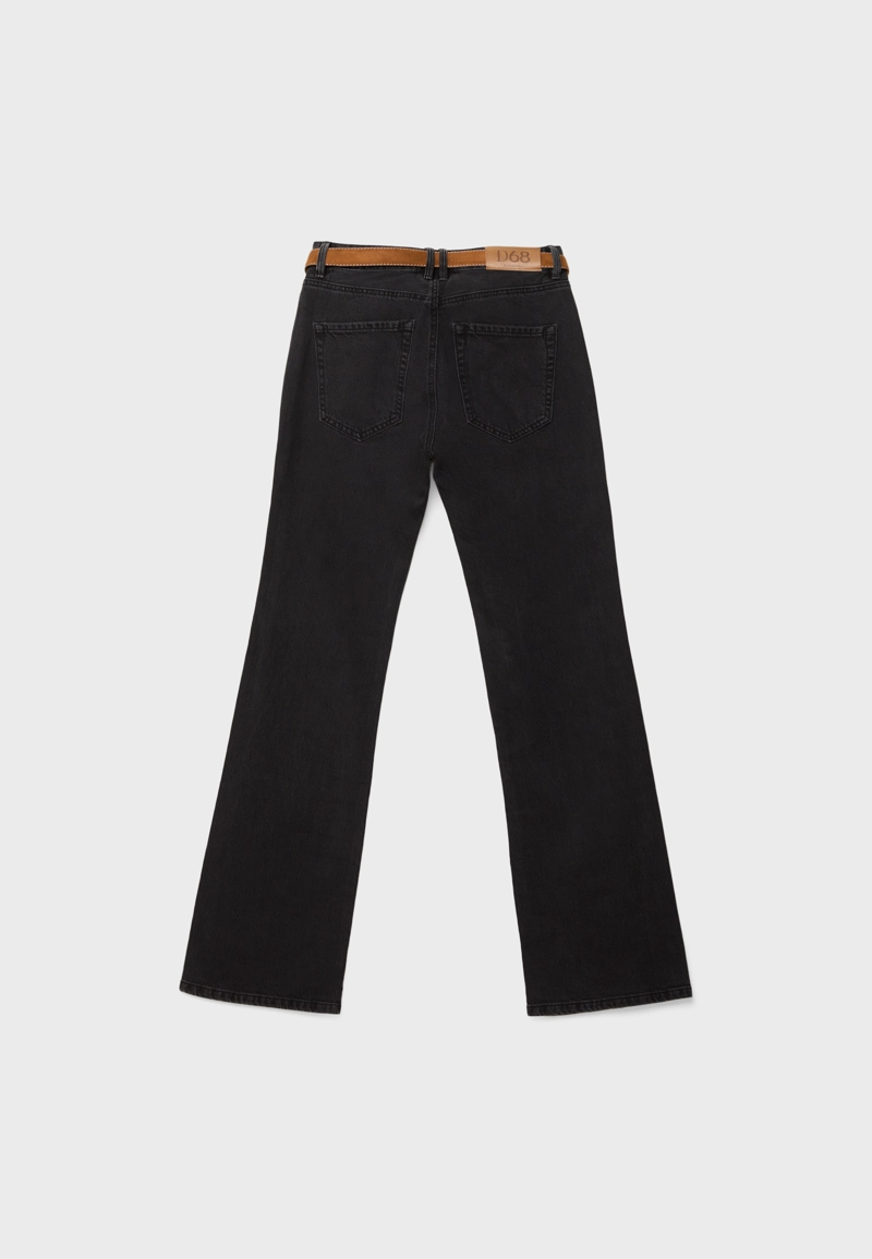 Джинсы D68 фасона bootcut с поясом