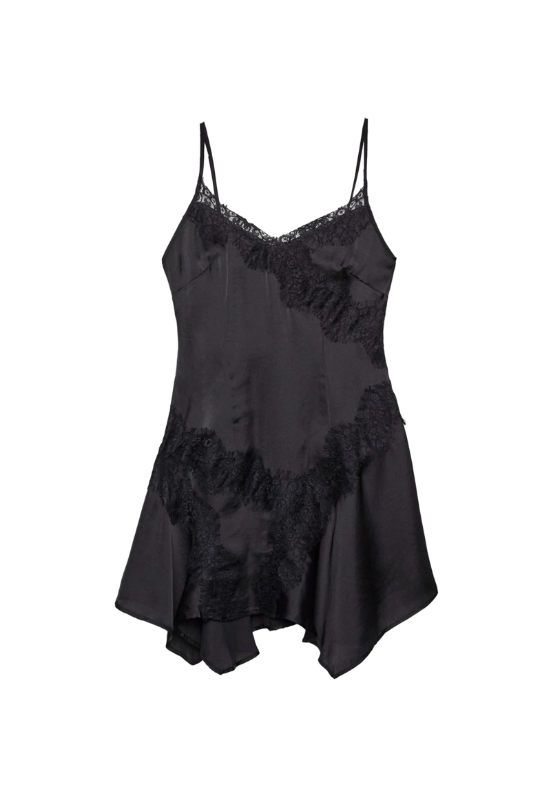 Короткое платье-комбинация с кружевом