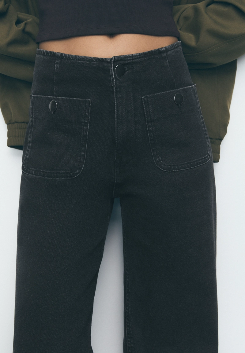 Джинсы D77 в минималистичном стиле с карманами