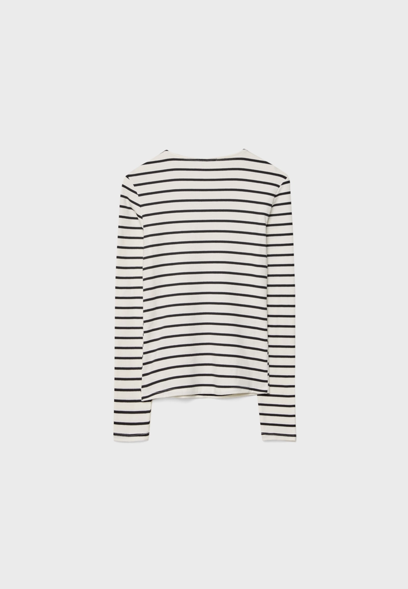 Базовая футболка в полоску с длинными рукавами