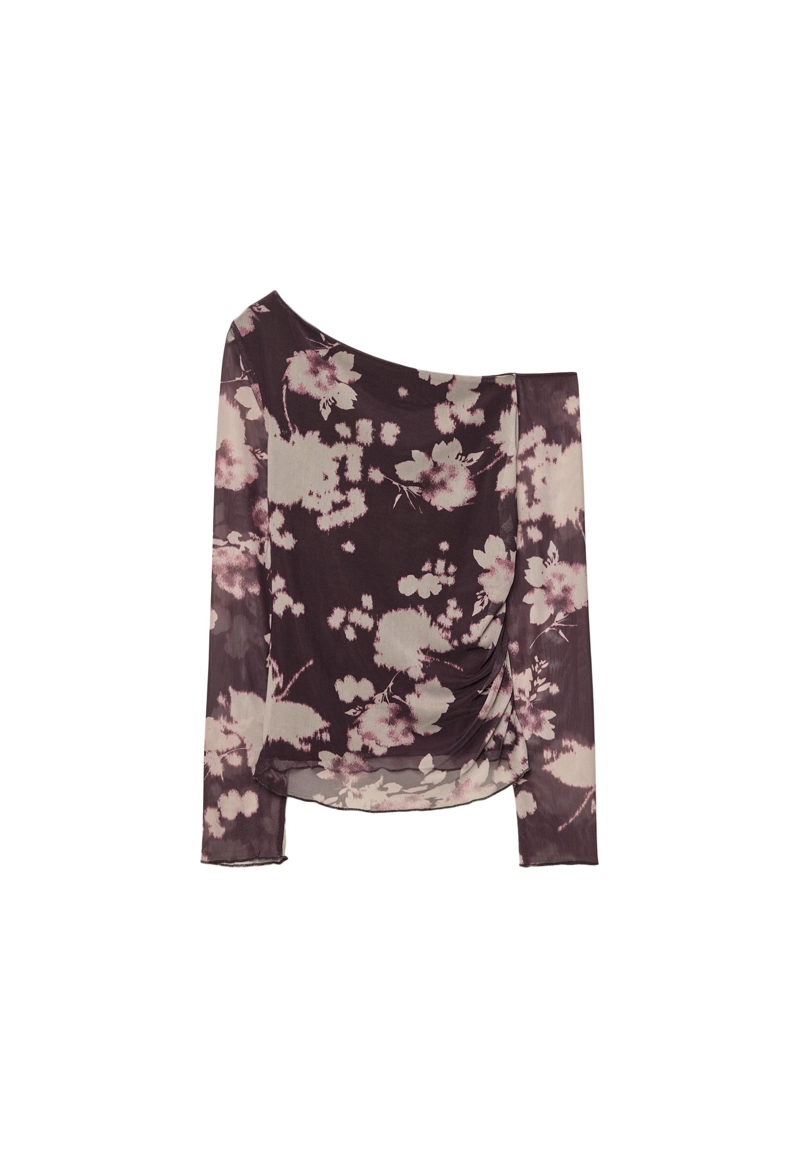 Асимметричная футболка из полупрозрачной ткани с принтом