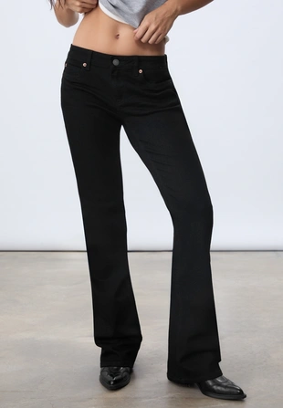 Джинсы D67 зауженные BOOTCUT- Заказать в России