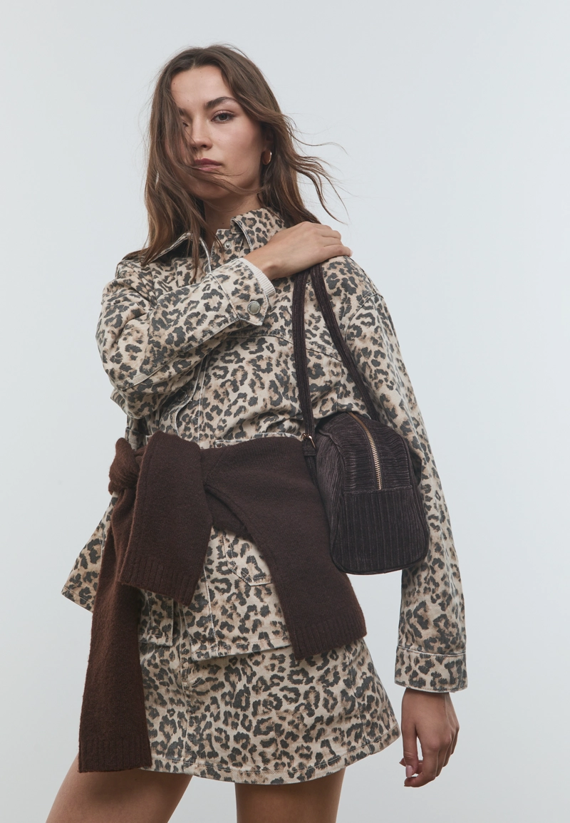 Куртка из твила с леопардовыми карманами