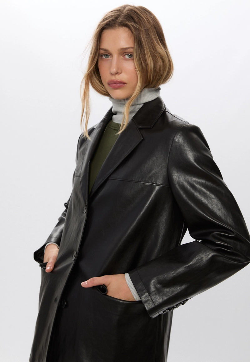 Пиджак из искусственной кожи