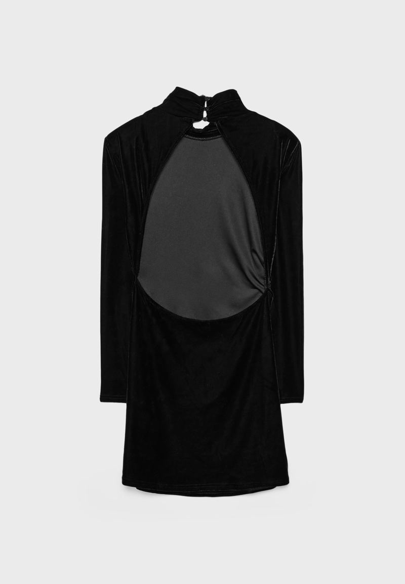 Короткое бархатное платье с открытой спиной