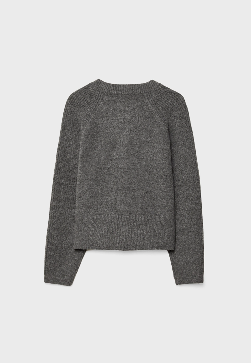 Вязаный жакет на пуговицах