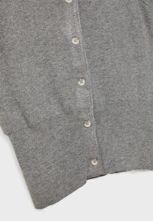 Трикотажный жилет на пуговицах- Заказать в России