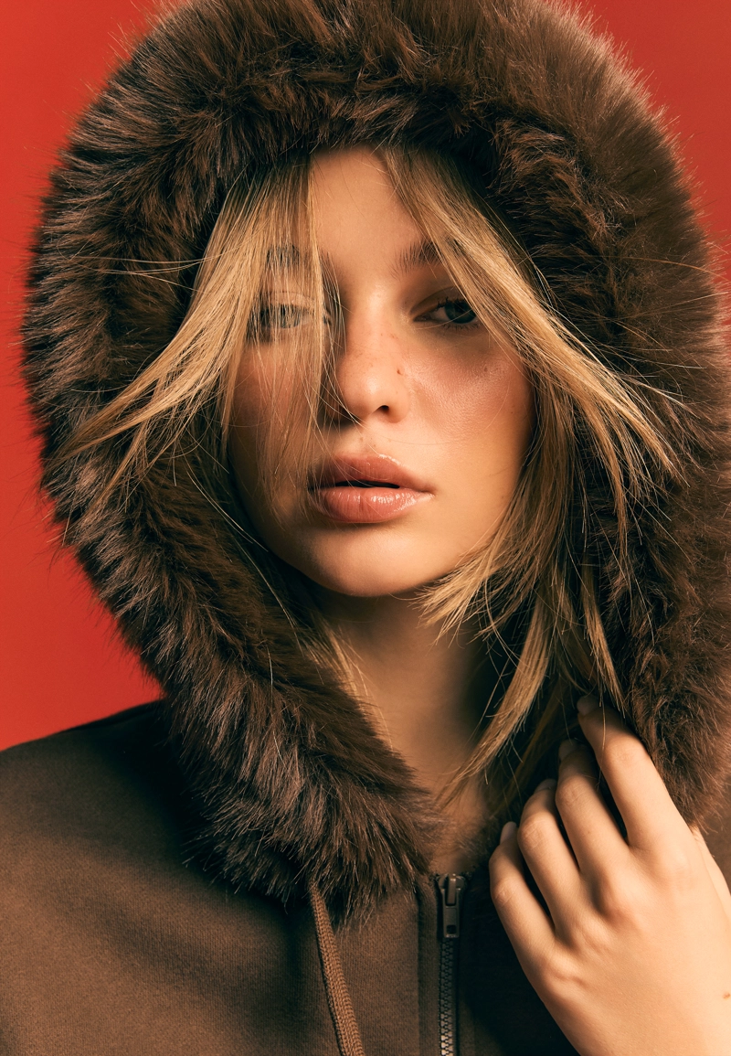 Худи из искусственного меха