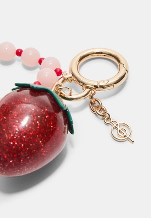 Брелок-шарм «клубника»- Заказать в России