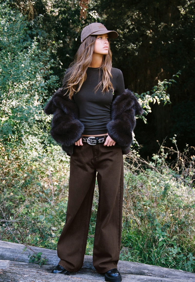 Джинсы свободного кроя