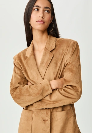 Пиджак с карманами из искусственной замши- Заказать в России