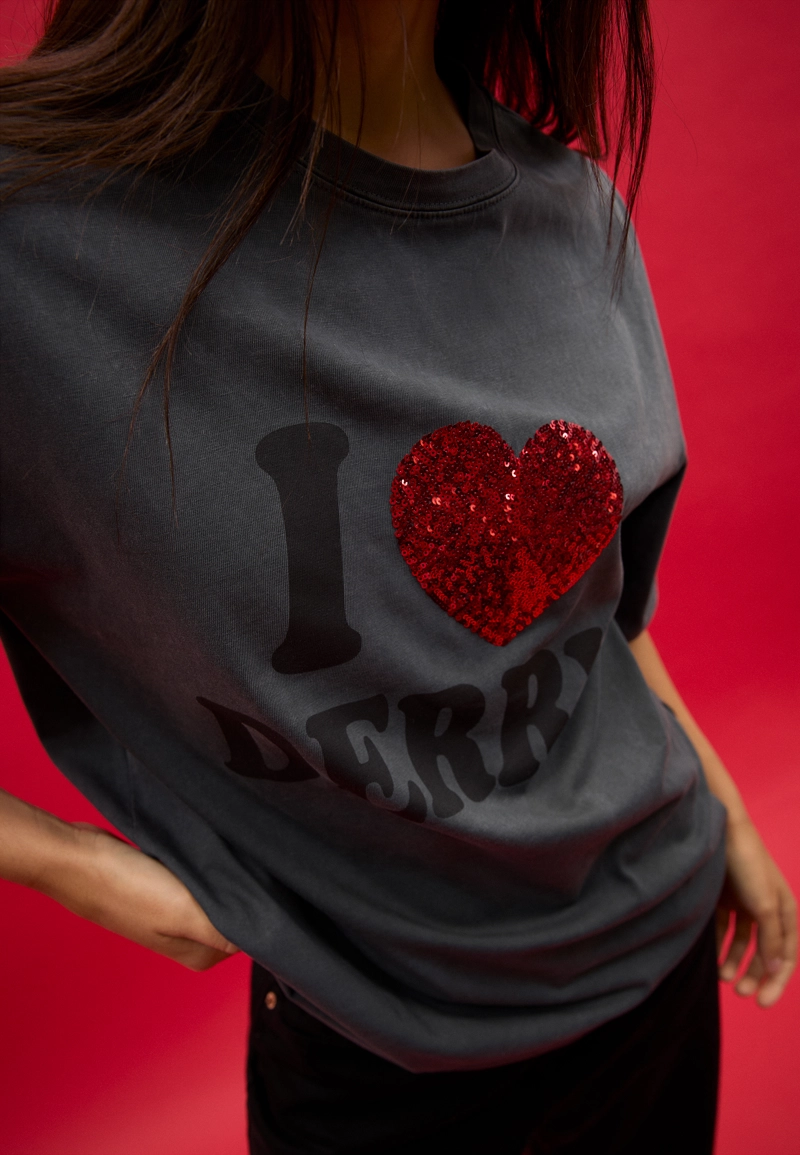 Футболка оверсайз Дерри с эффектом потертости