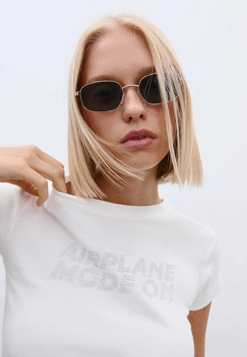 Облегающая футболка с блестящей отделкой