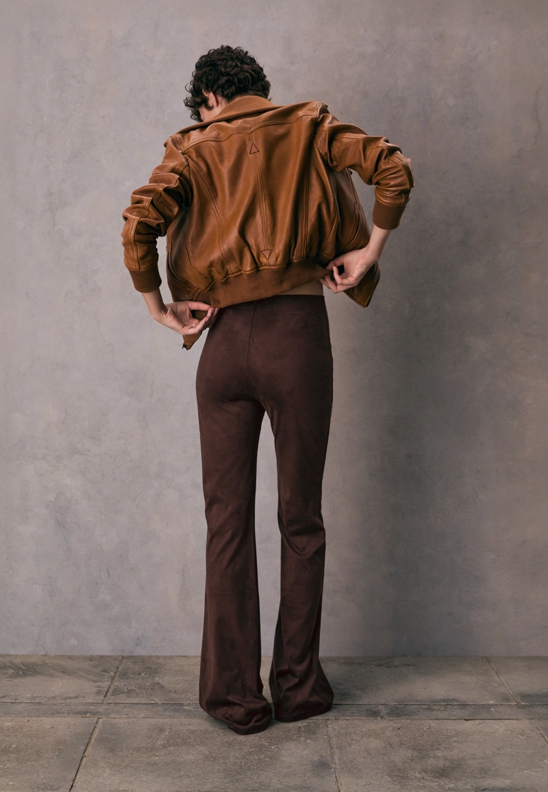 Брюки клеш из искусственной замши