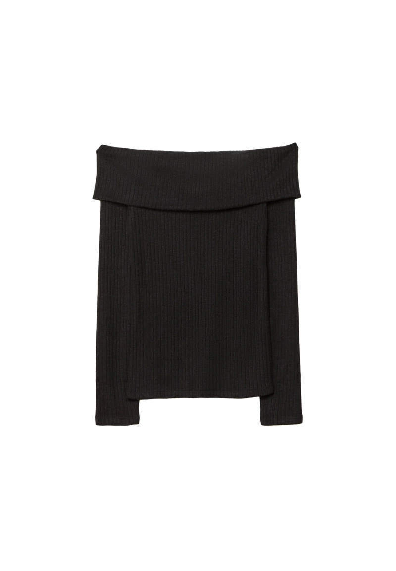 Футболка с открытыми плечами