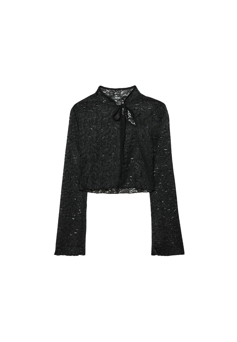 Укороченная кружевная футболка