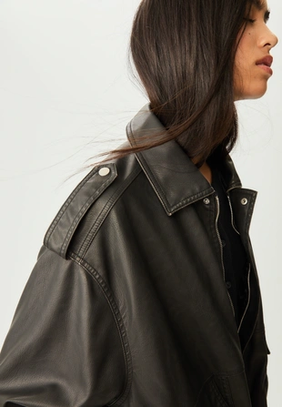 Куртка оверсайз с карманами- Заказать в России