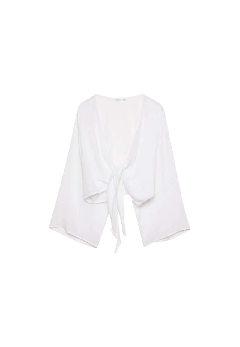 Легкая блузка с узлом