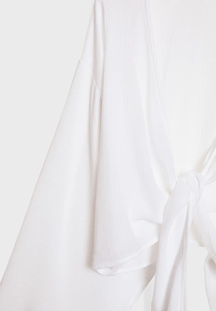 Легкая блузка с узлом- Заказать в России