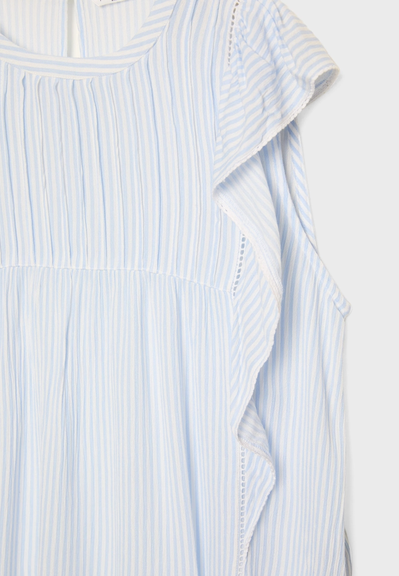 Блузка из струящейся ткани с воланами