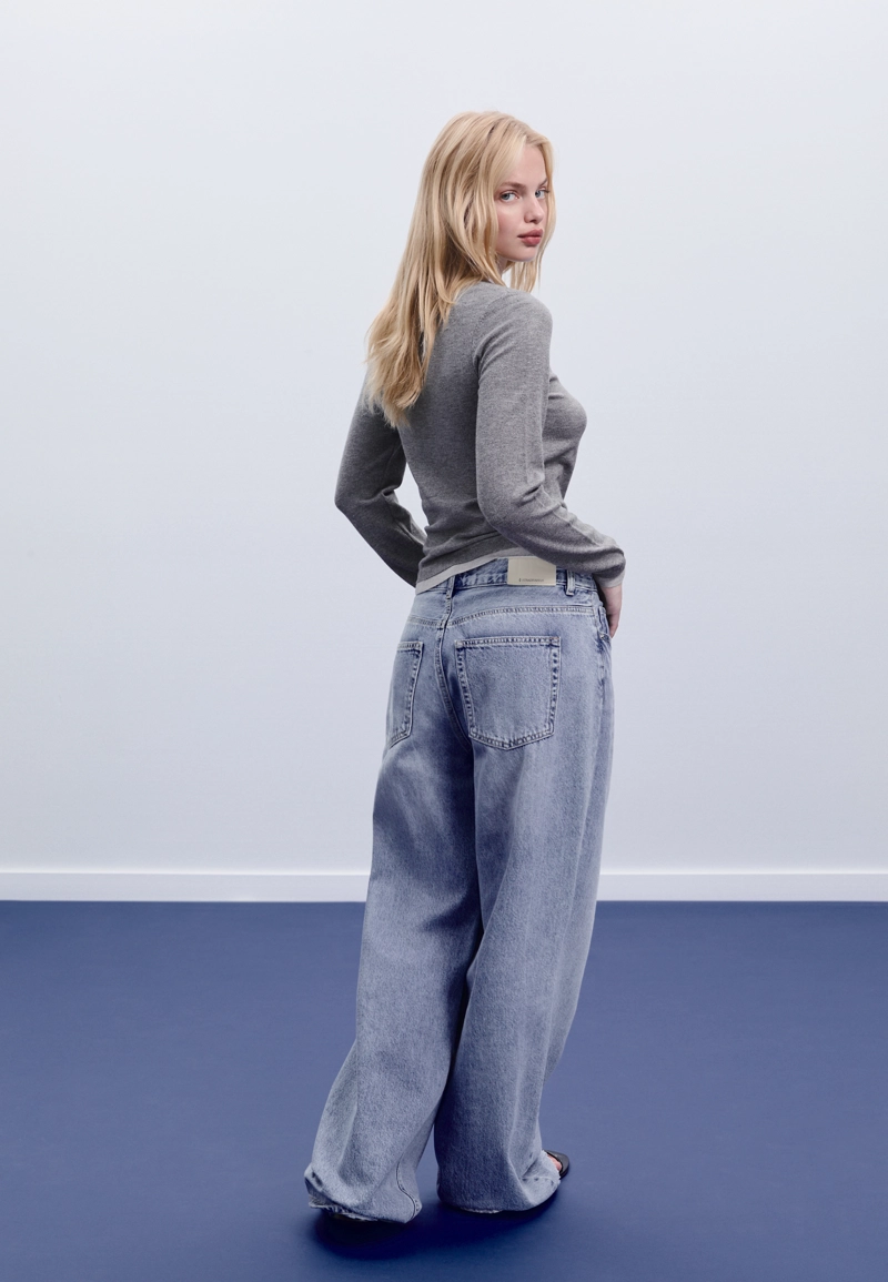 Джемпер трикотажный с ярким контрастом