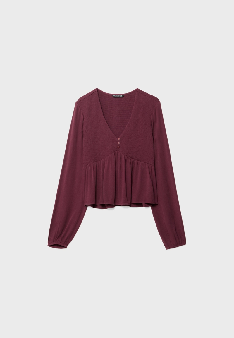 Легкая блузка с длинными рукавами