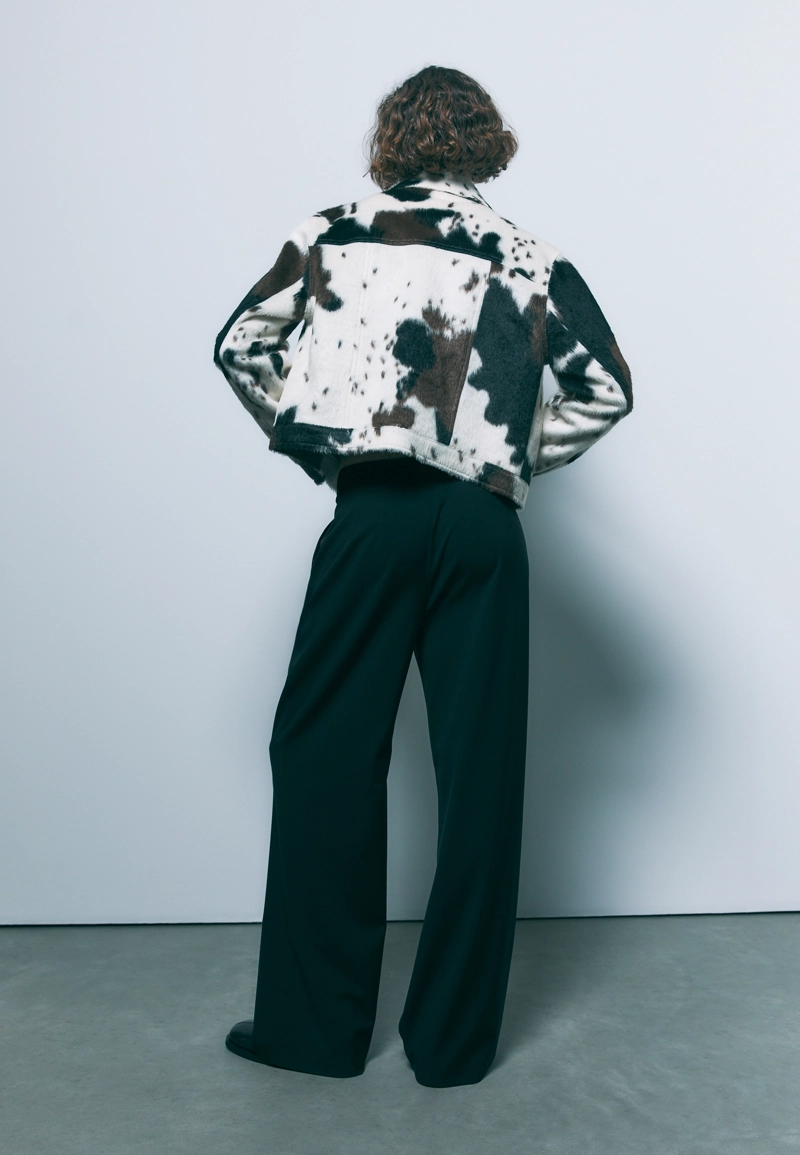 Брюки классические свободного кроя