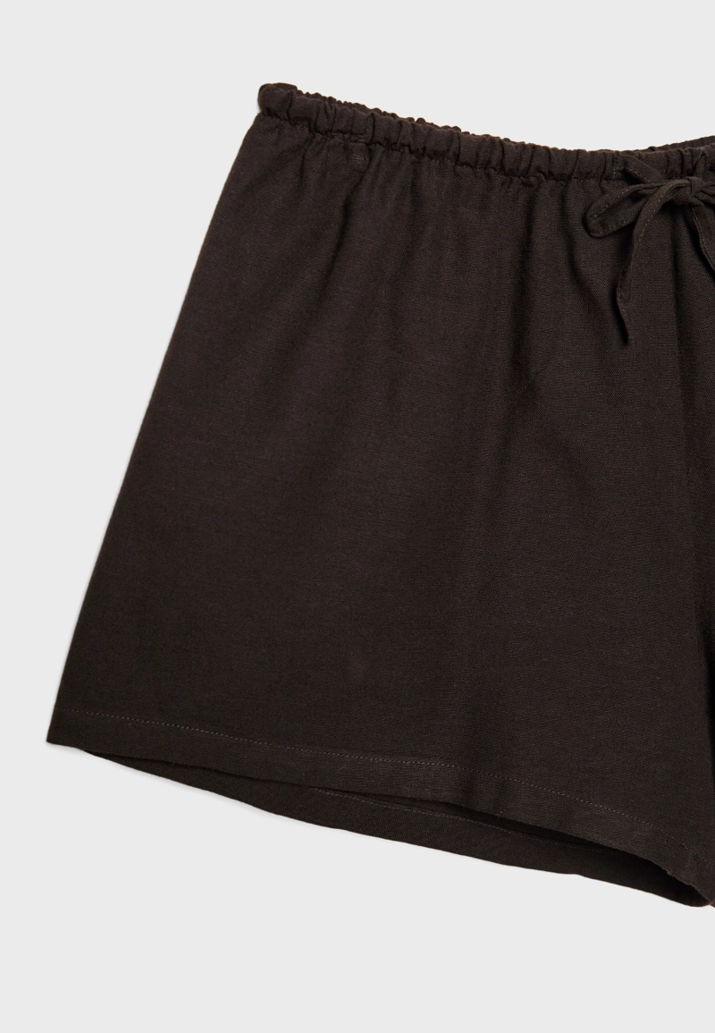 Шорты льняные на шнурке