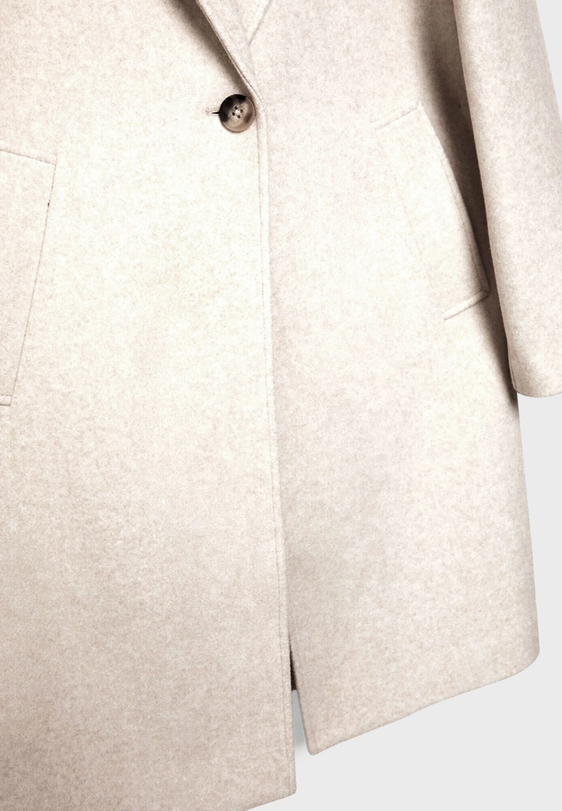 Пальто миди на пуговице из мягкой ткани