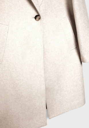 Пальто миди на пуговице из мягкой ткани- Заказать в России