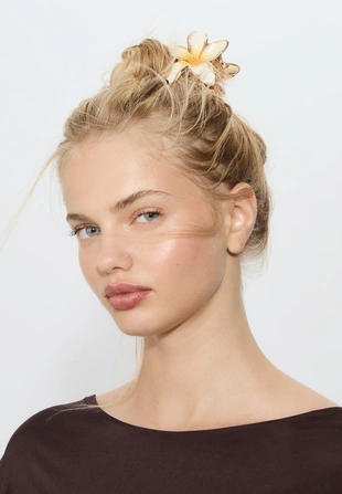 Набор из 3 заколок-цветов- Заказать в России