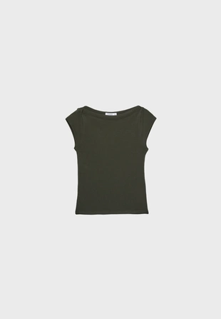 Базовая футболка с вырезом «лодочка»- Заказать в России