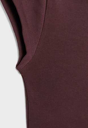 Базовая футболка с вырезом «лодочка»- Заказать в России