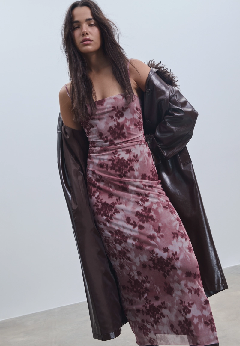 Платье миди из полупрозрачной ткани с принтом