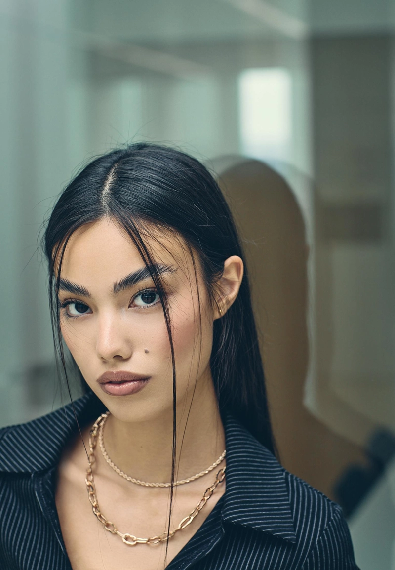 Комплект из 3 колье с эмалевыми подвесками