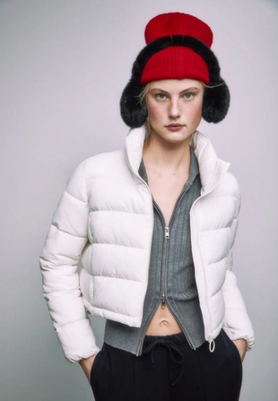 Стеганая куртка с высоким воротником- Заказать в России