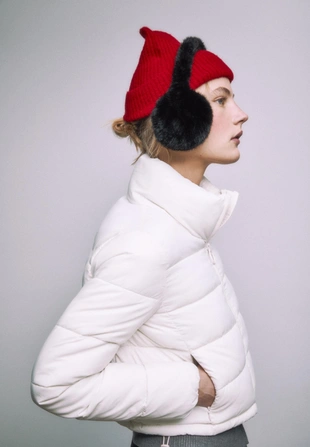 Стеганая куртка с высоким воротником- Заказать в России