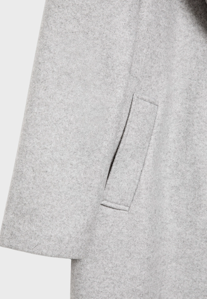 Пальто миди на пуговице из мягкой ткани